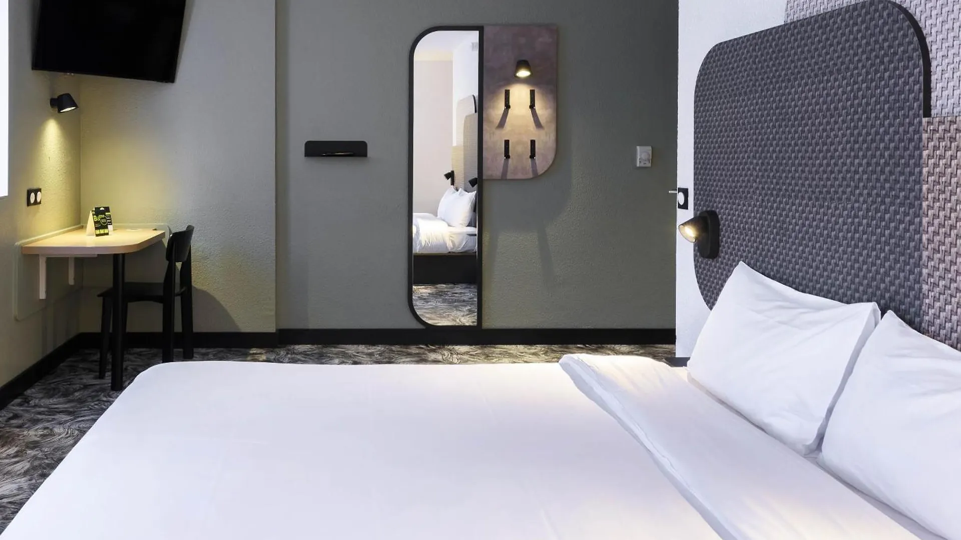 B&B Hotel Toulouse Cite De L'Espace Gonord 3*,  France